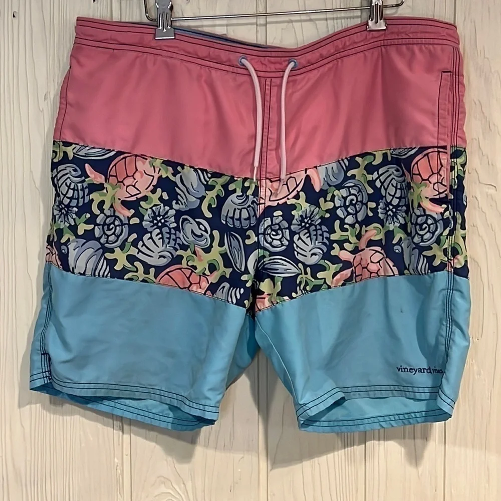VINEYARD Vines Men’s Swimsuit, Size M